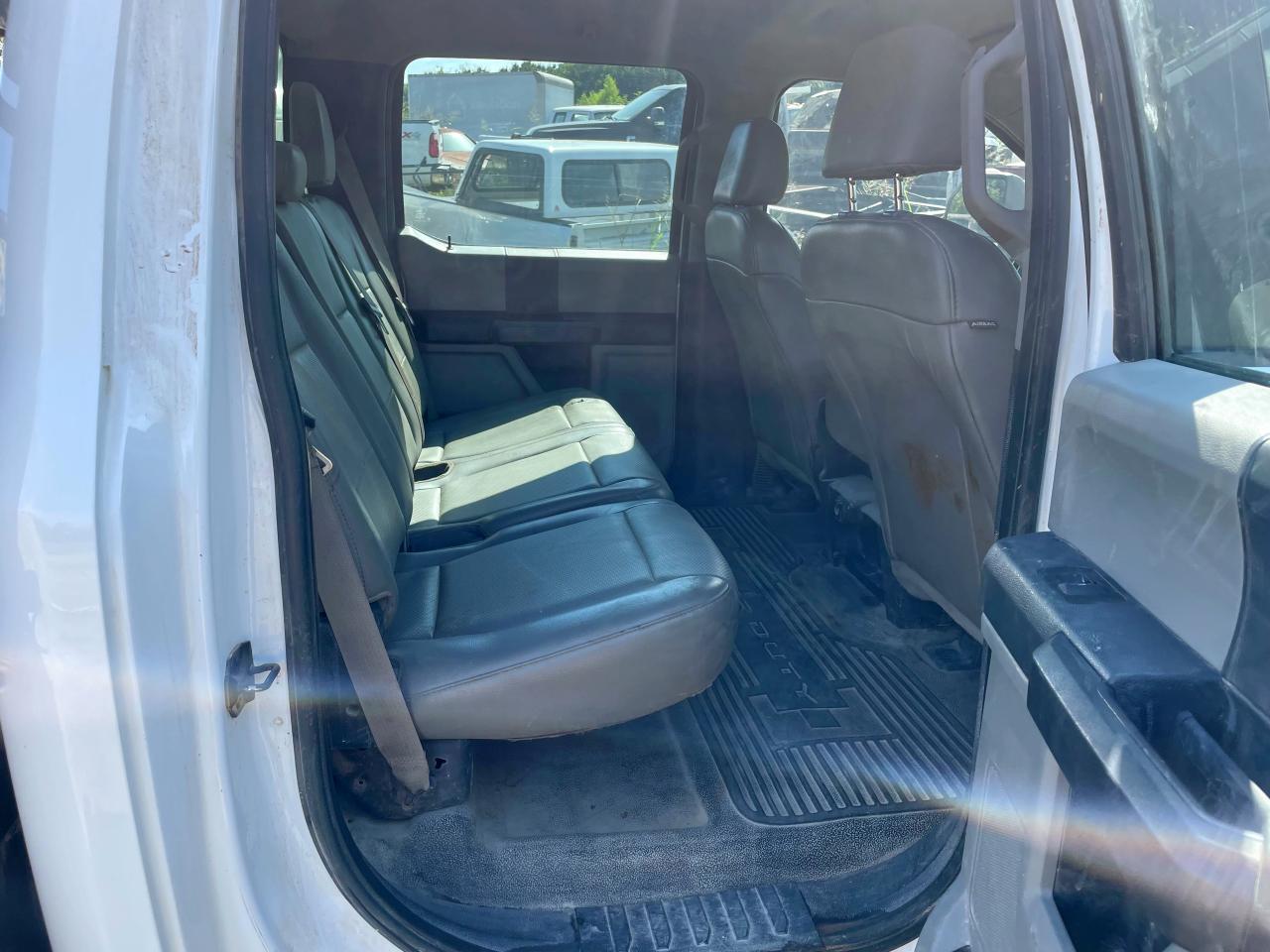 FORD F-250 SUPER DUTY