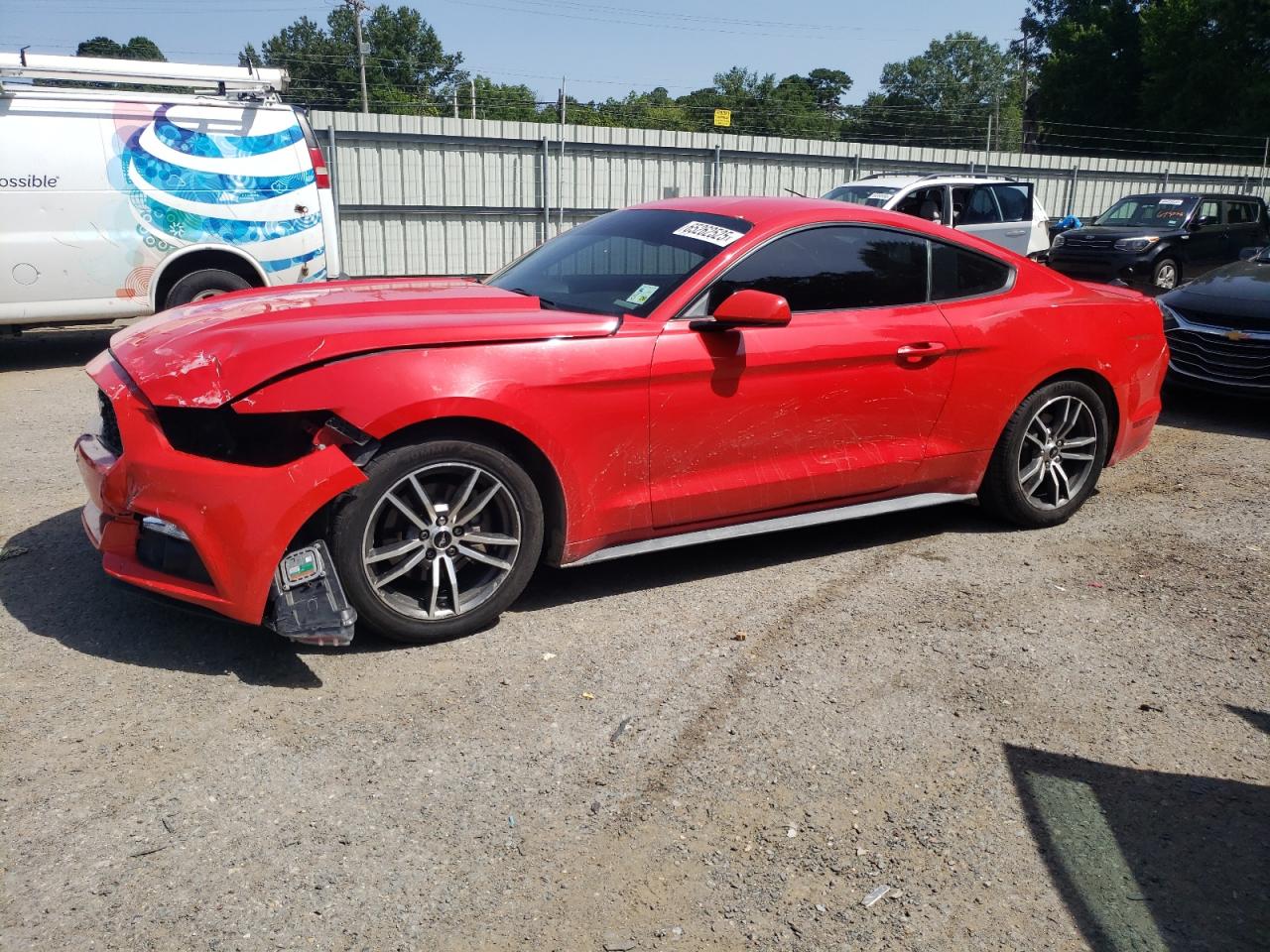FORD MUSTANG