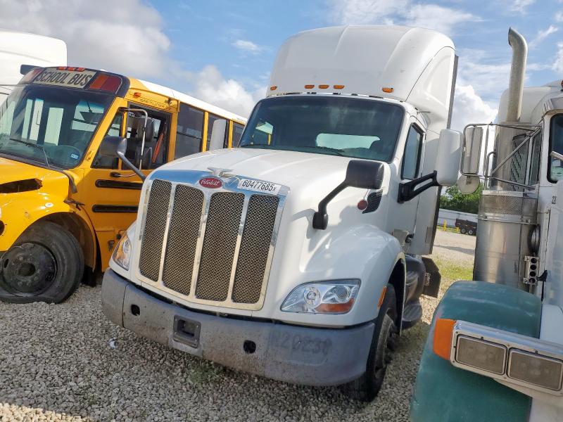 PETERBILT 579 2018 white  diesel 1XPBA48X2JD446478 photo #3