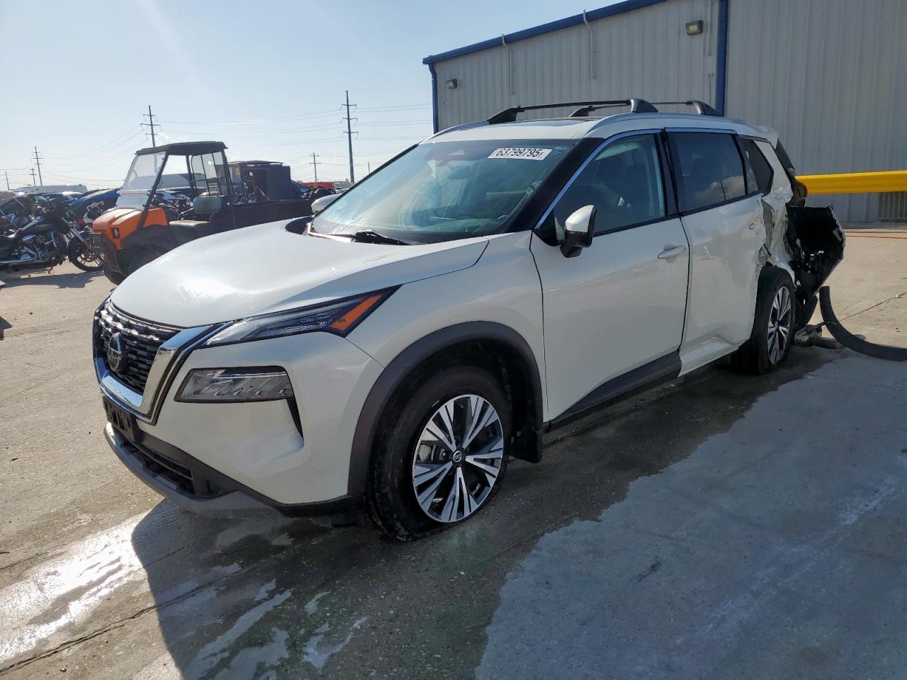 NISSAN ROGUE SV