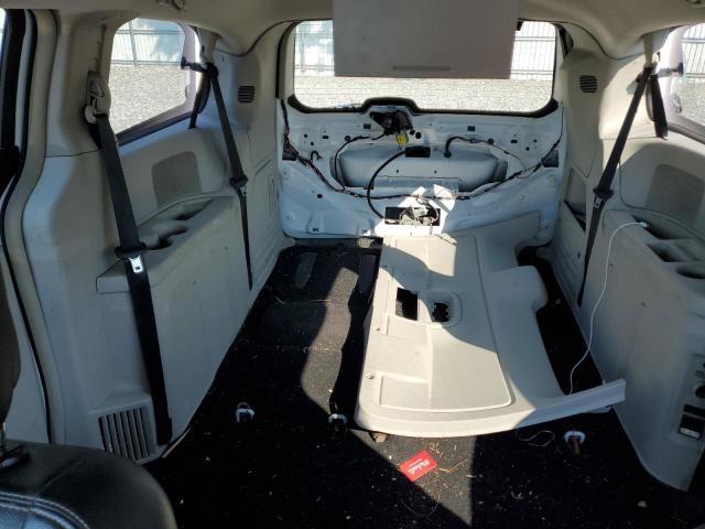 2014 CHRYSLER TOWN & COU - 2C4RC1BG5ER132134