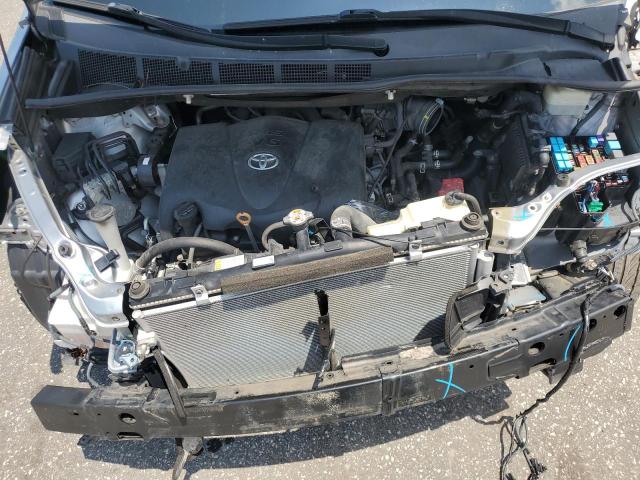 2017 TOYOTA SIENNA XLE 5TDYZ3DC2HS815159