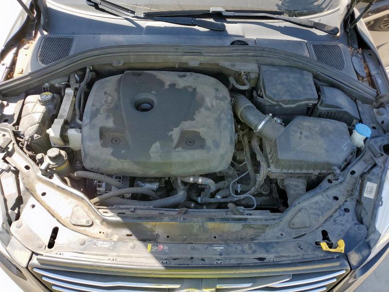 2016 VOLVO XC60 T5 PR YV440MDK2G2856965