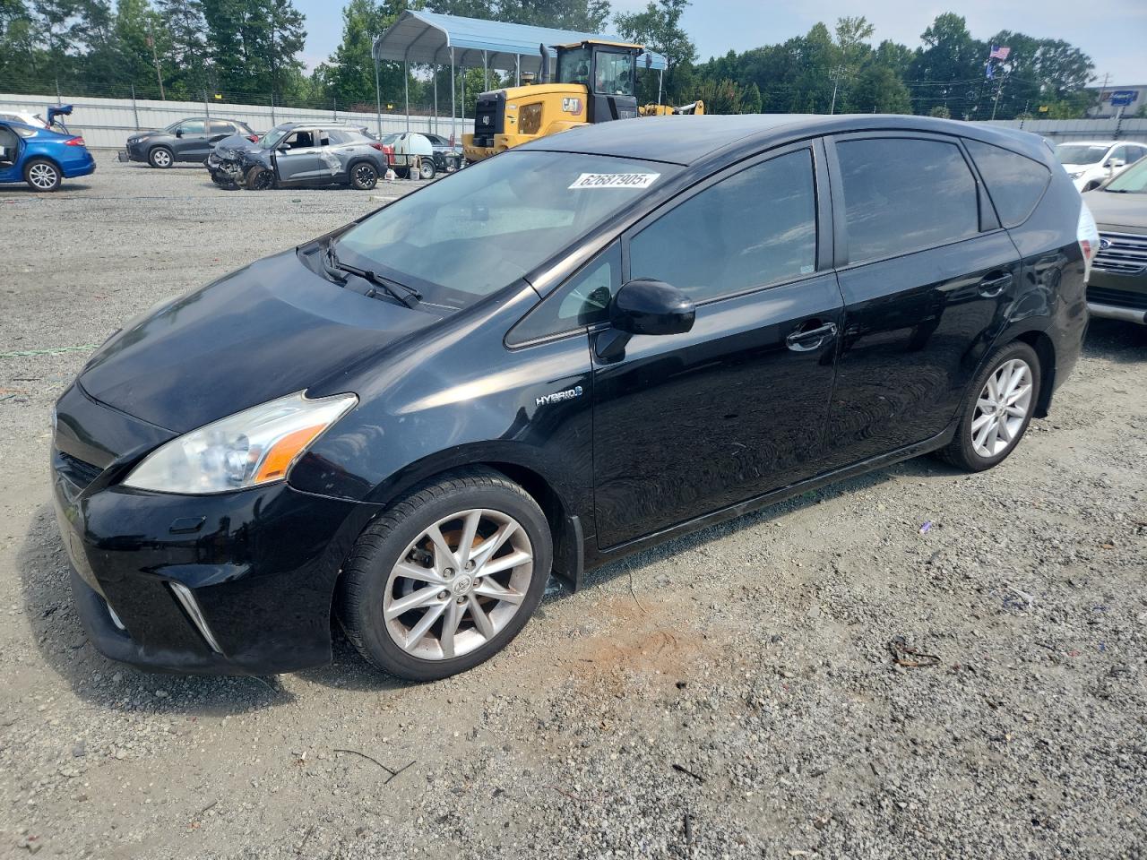 TOYOTA PRIUS V