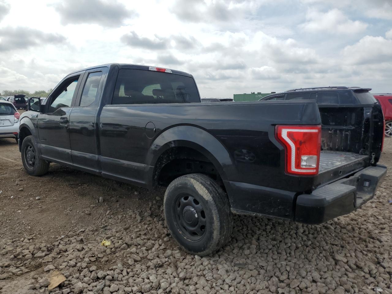 FORD F-150 SUPER CAB