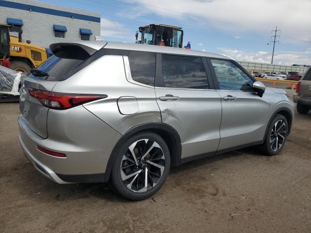 MITSUBISHI OUTLANDER 2024 silver  gas JA4J4VA8XRZ038171 photo #4