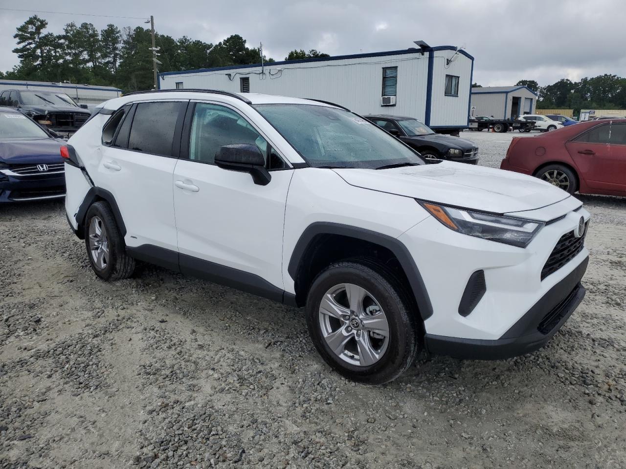 TOYOTA RAV4 LE