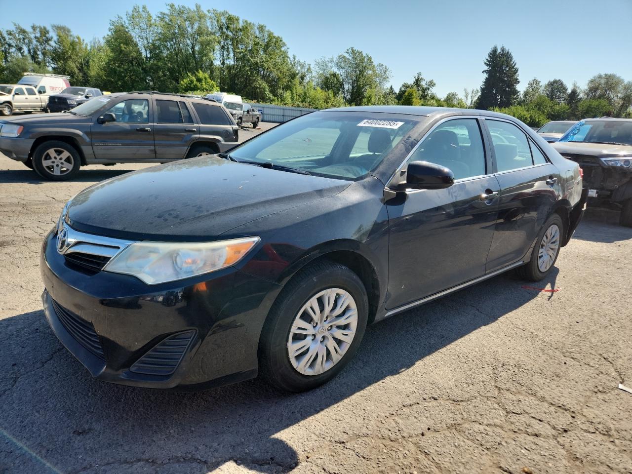 TOYOTA CAMRY BASE