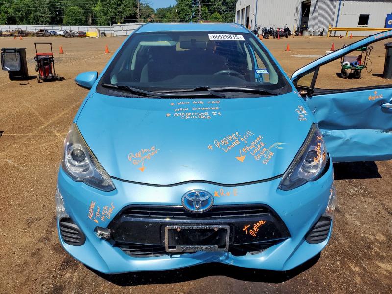 2016 TOYOTA PRIUS C JTDKDTB30G1137773