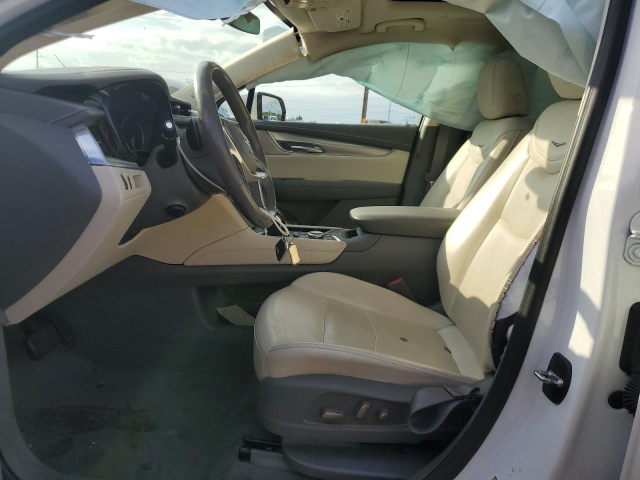 CADILLAC XT5 PREMIUM LUXURY