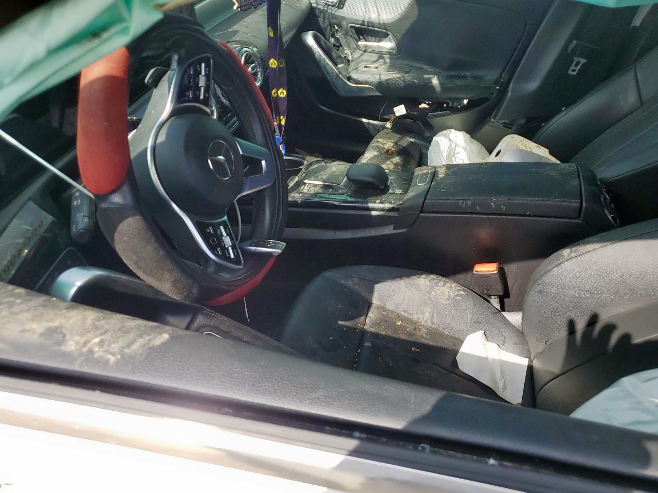 MERCEDES-BENZ A-CLASS 220