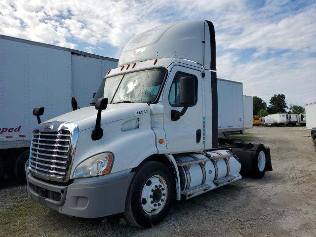 FREIGHTLINER CASCADIA 1 2018 white  compressed natural gas 1FUBGAD98JLJV5407 photo #3