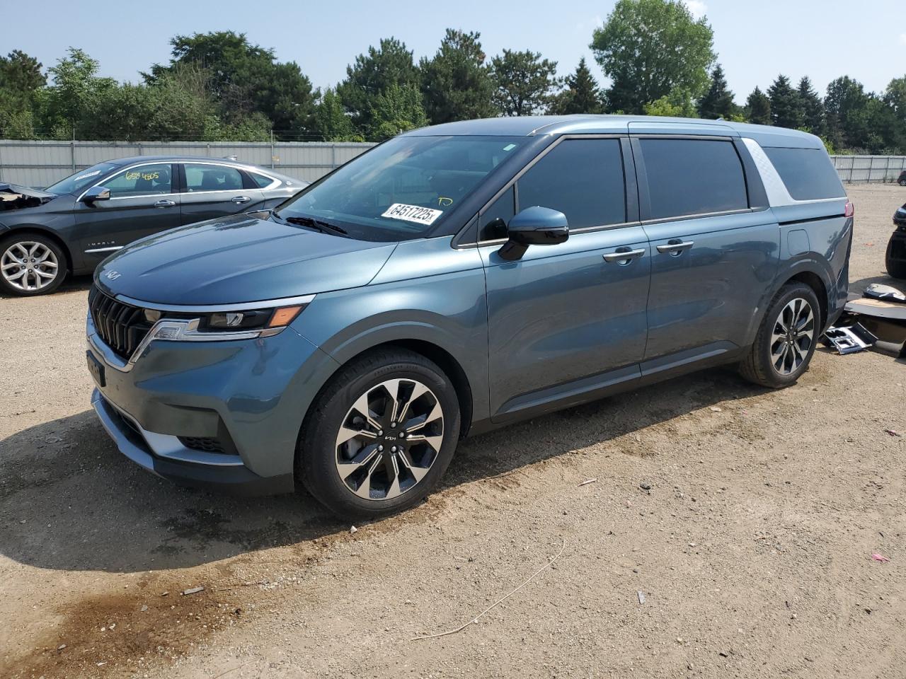 KIA CARNIVAL EX