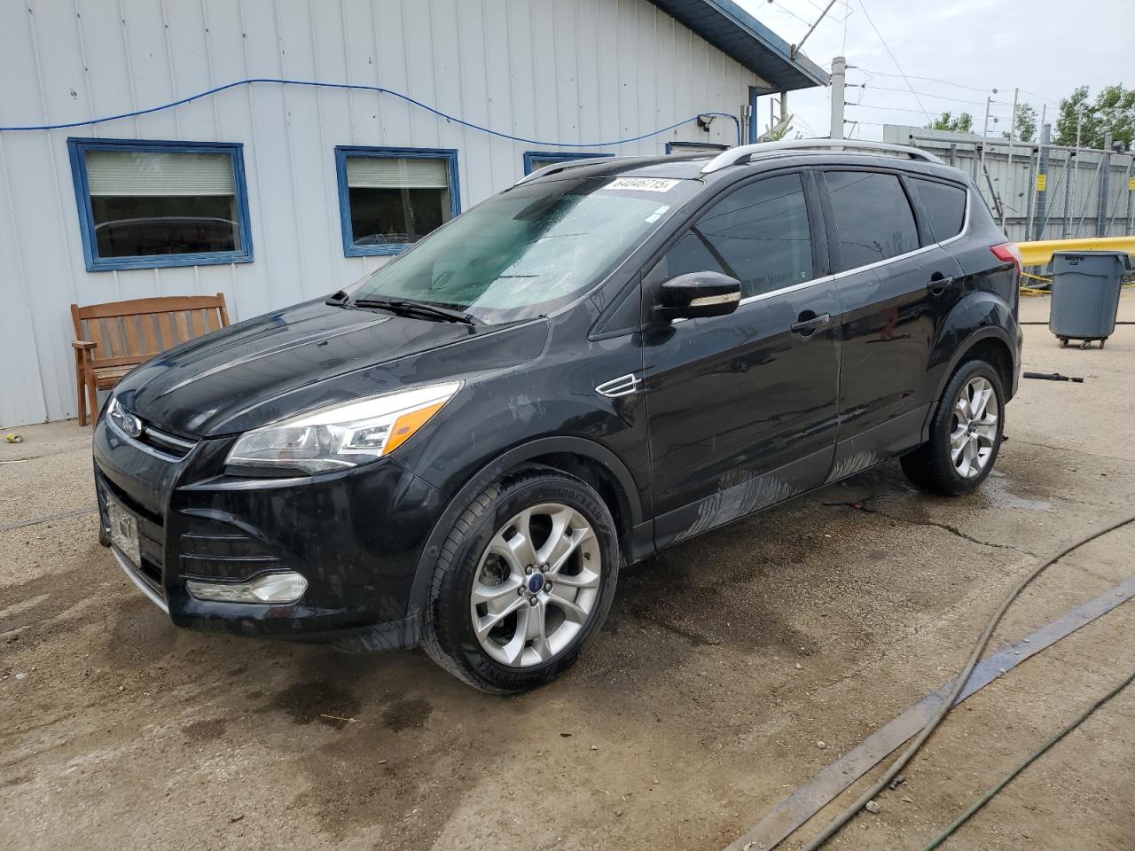 FORD ESCAPE TITANIUM