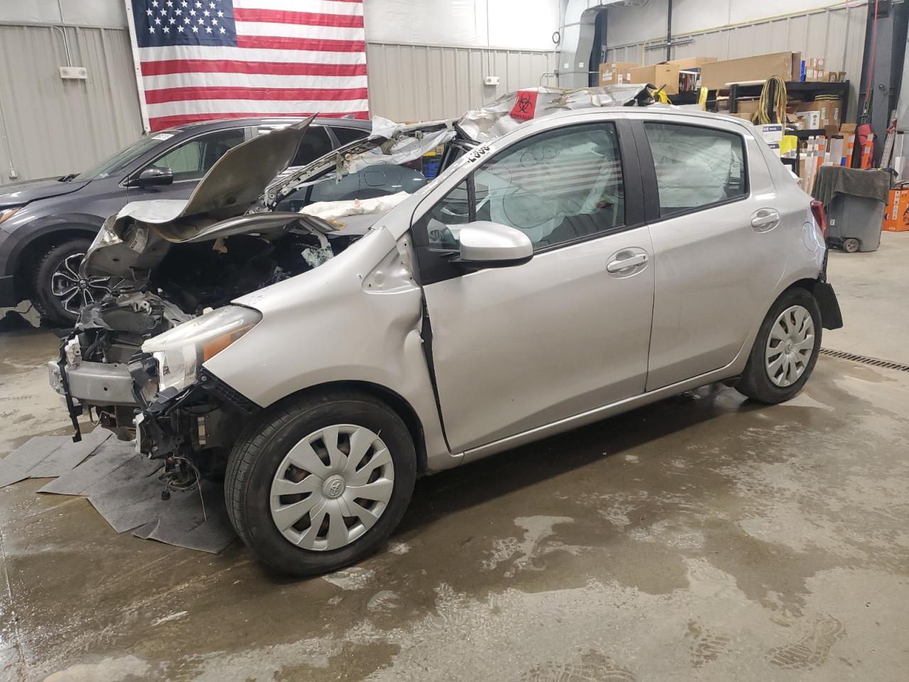 TOYOTA YARIS L