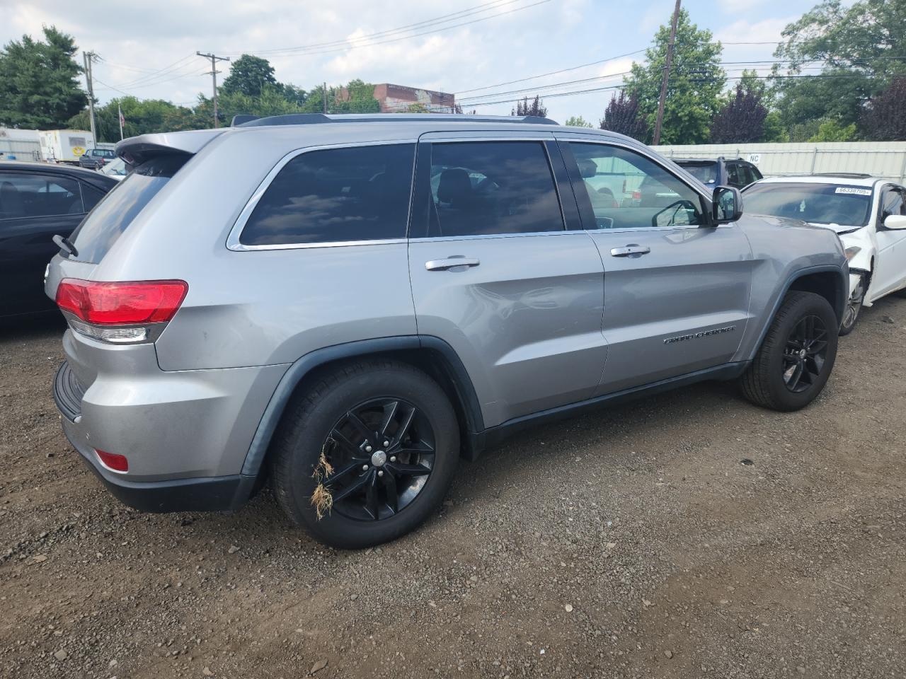 JEEP GRAND CHEROKEE LAREDO