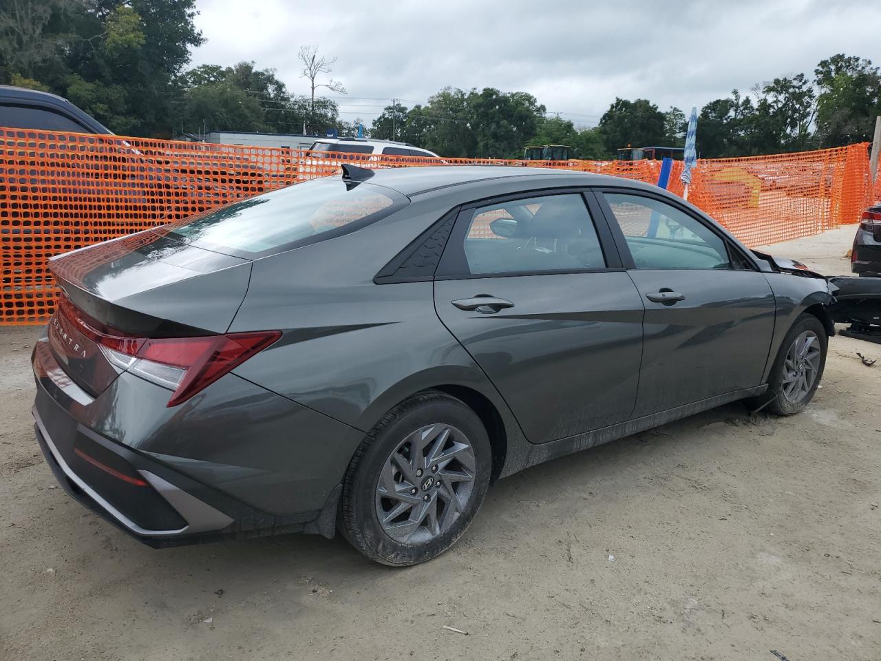 Hyundai Elantra se 2024