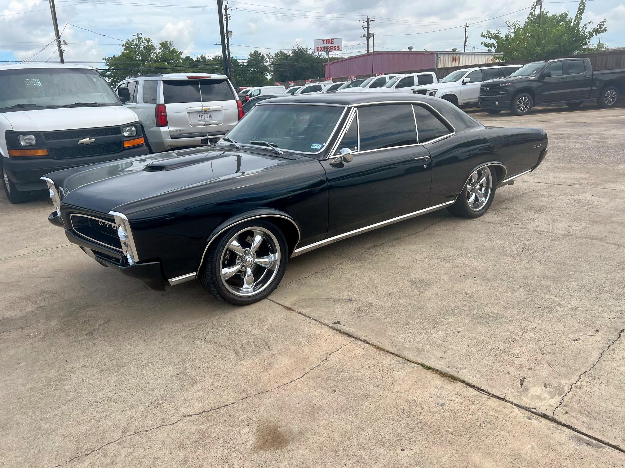 PONTIAC GTO 1966 black   242176Z116279 photo #3
