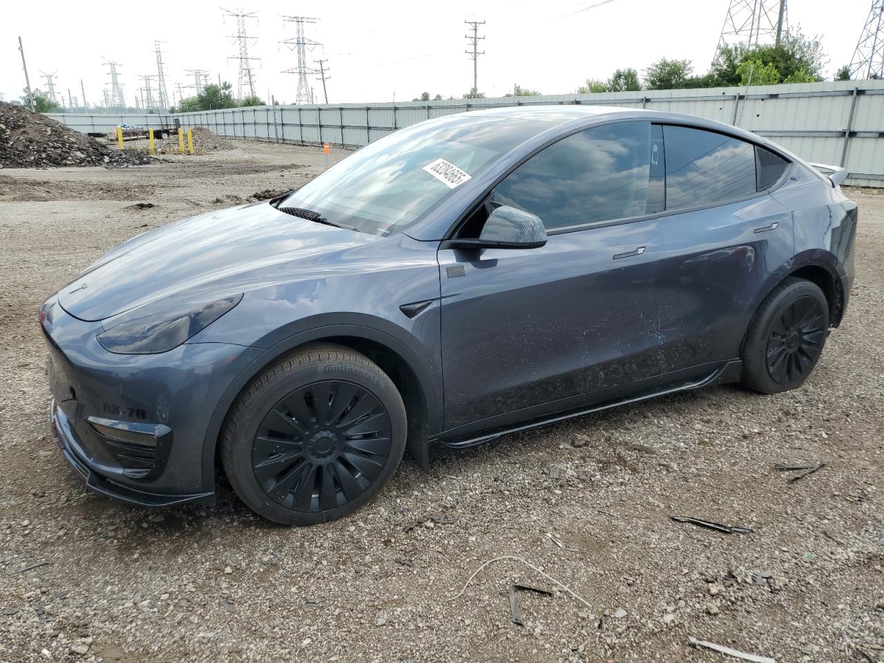 TESLA MODEL Y
