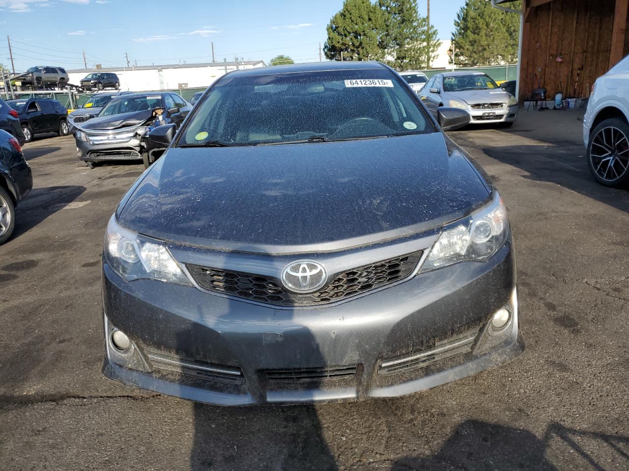 TOYOTA CAMRY SE
