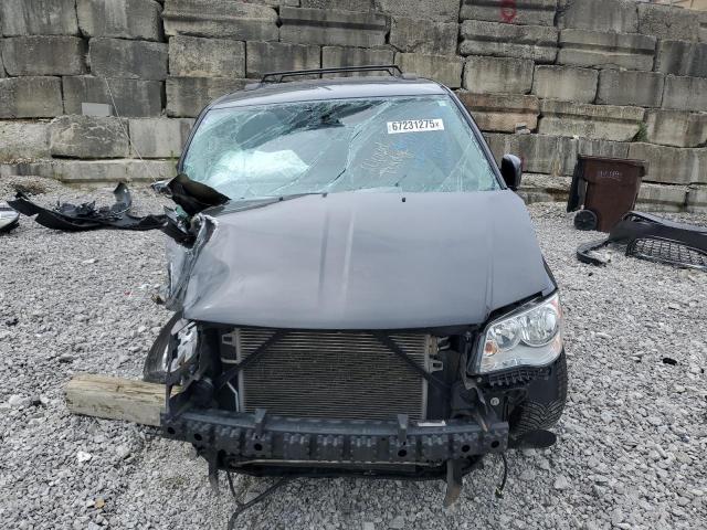 2016 CHRYSLER TOWN & COU - 2C4RC1BG3GR248189