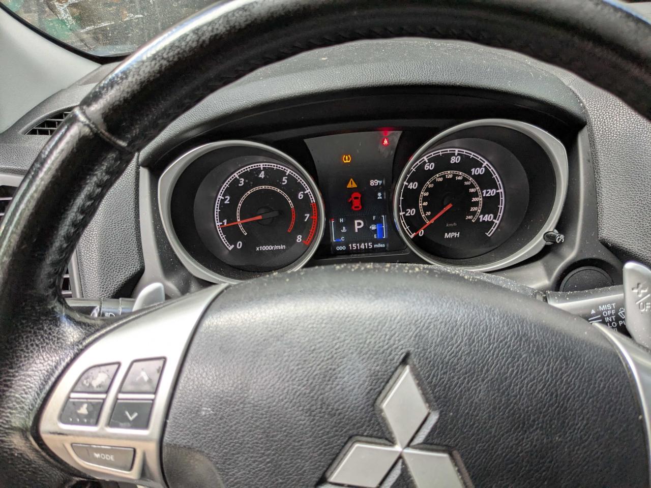 MITSUBISHI OUTLANDER ES