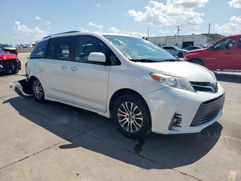 2020 TOYOTA SIENNA XLE 5TDYZ3DC9LS039718