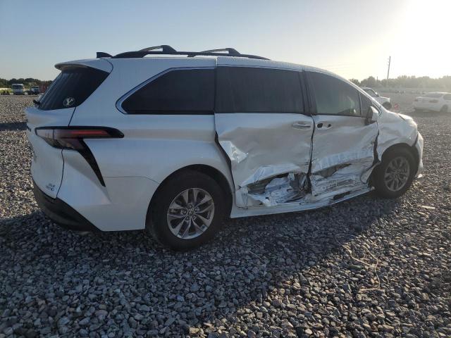 2023 TOYOTA SIENNA XLE - 5TDYRKEC2PS175011