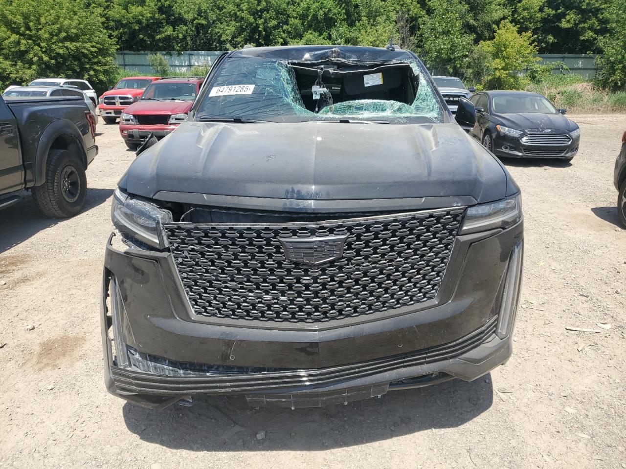 CADILLAC ESCALADE PREMIUM LUXURY