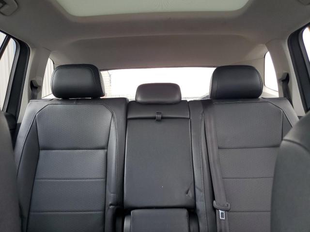 2018 VOLKSWAGEN TIGUAN SE 3VV3B7AX5JM006453