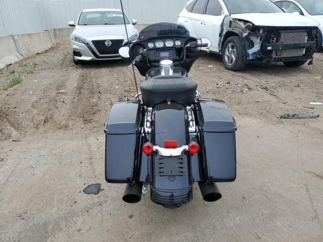 2019 HARLEY-DAVIDSON FLHX - 1HD1KBC10KB672001