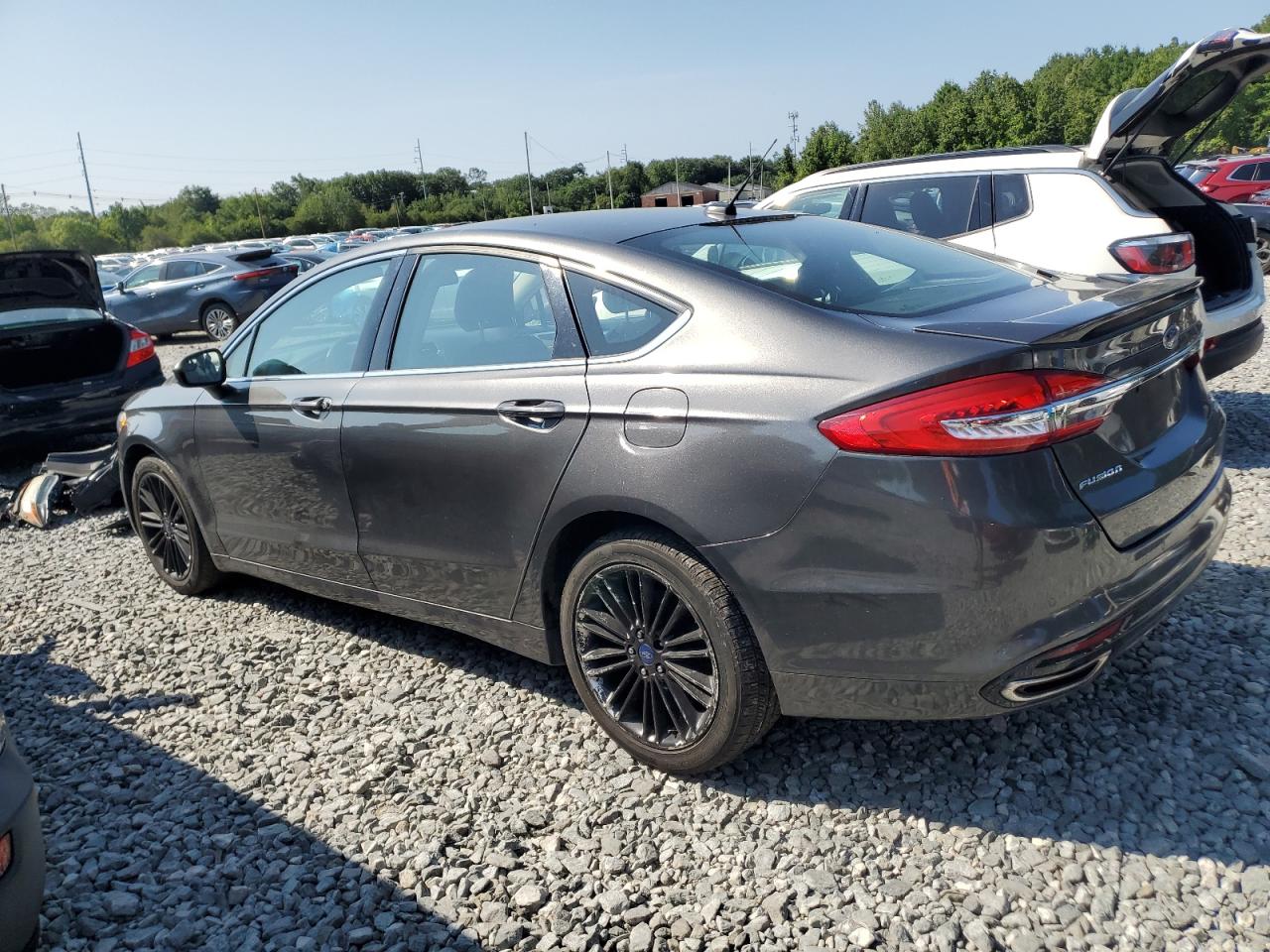 FORD FUSION SE