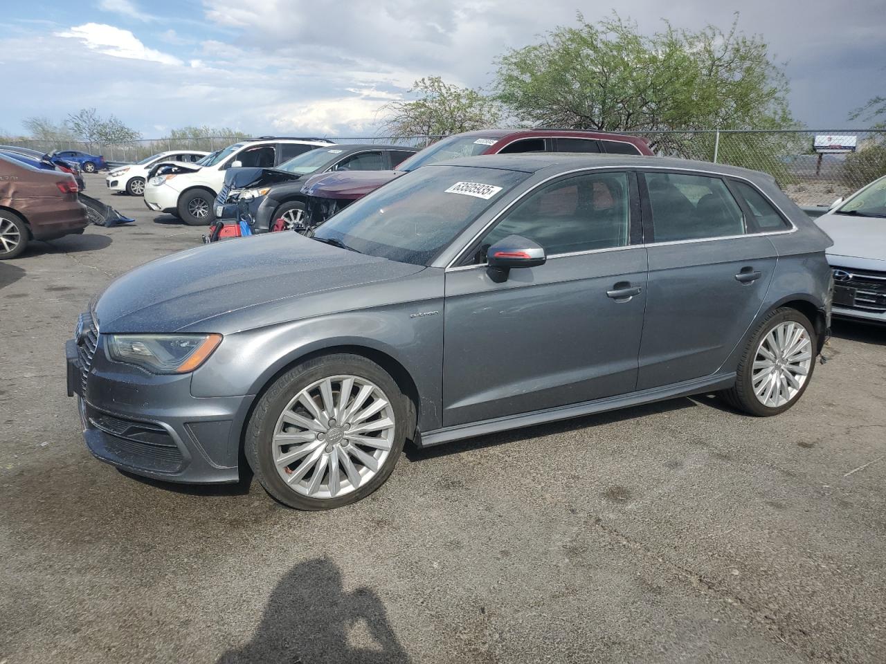 AUDI A3 E-TRON PREMIUM PLUS