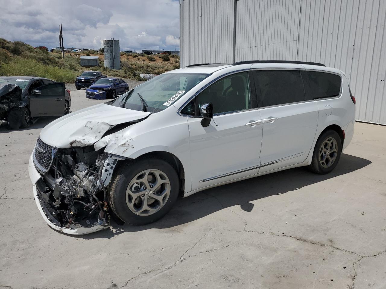 CHRYSLER PACIFICA LIMITED