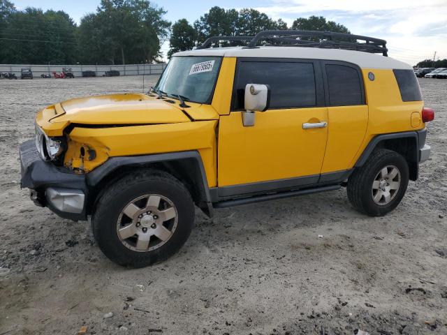 TOYOTA FJ CRUISER