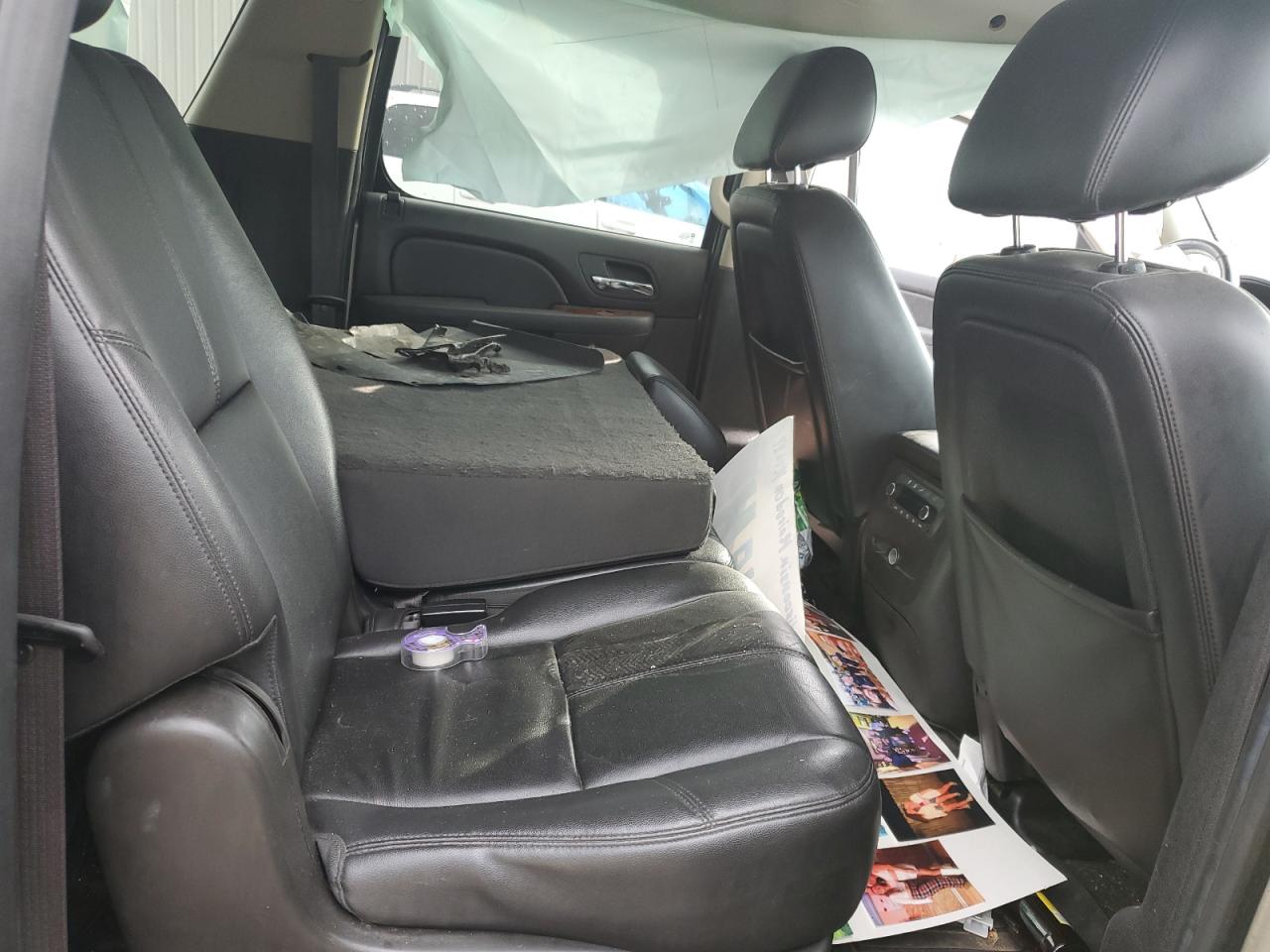 CHEVROLET SUBURBAN K1500 LT