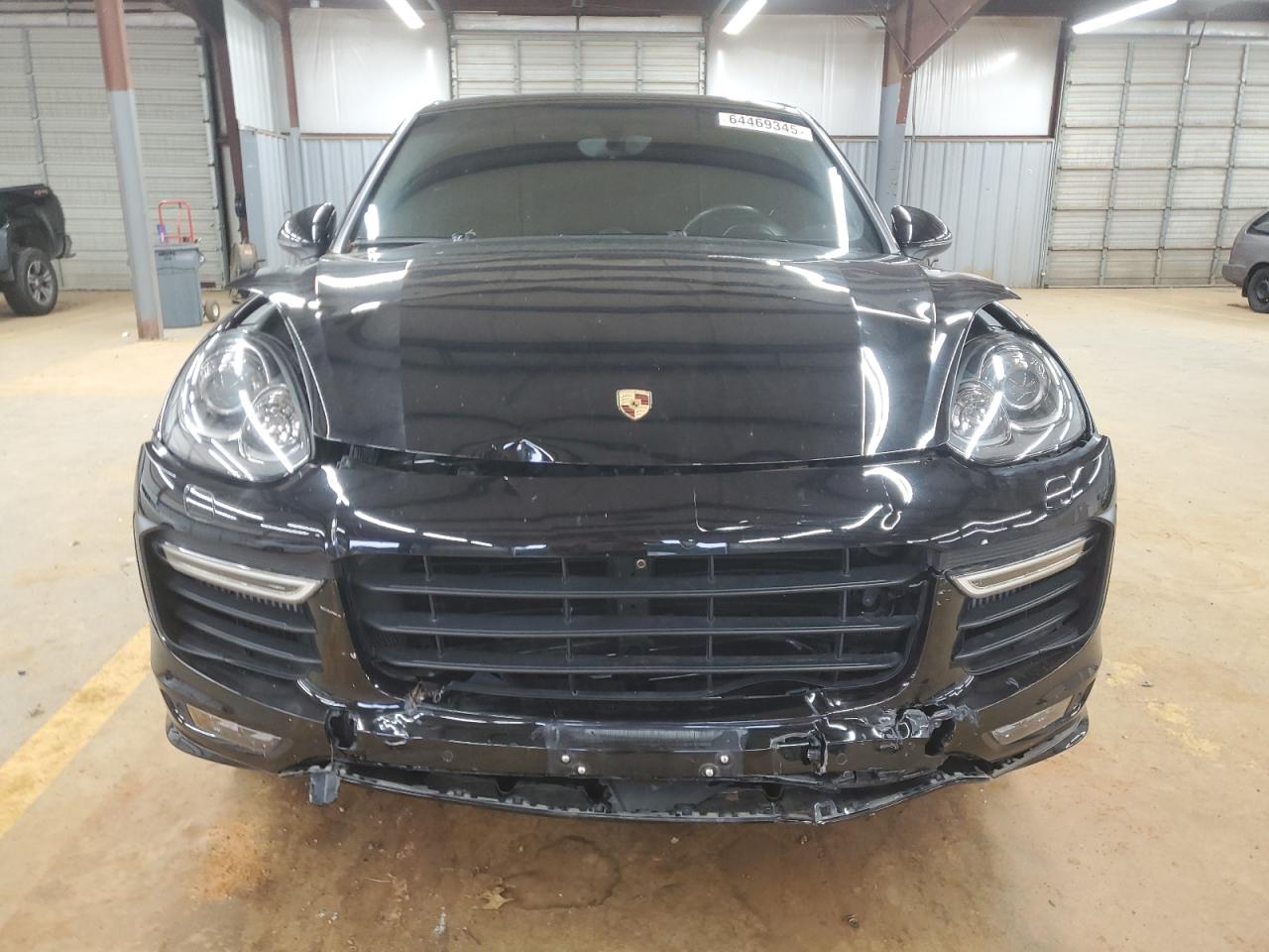 PORSCHE CAYENNE GTS