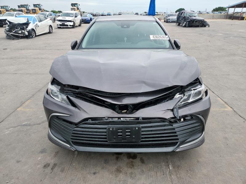 2021 TOYOTA CAMRY LE - 4T1C11AK3MU436450