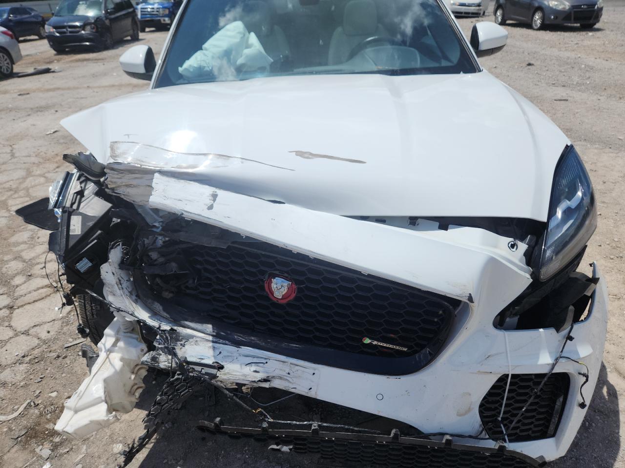 JAGUAR E-TYPE R-DYNAMIC SE