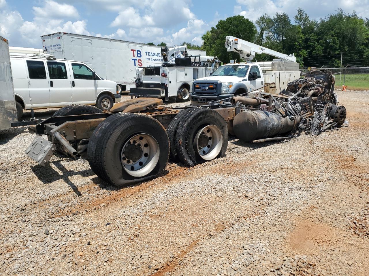 Lot #3221147900 2012 KENWORTH T660