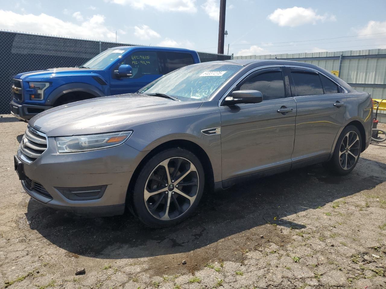 FORD TAURUS SEL