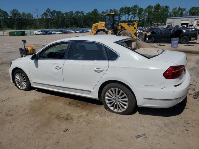 2016 VOLKSWAGEN PASSAT SE 1VWBT7A34GC013101