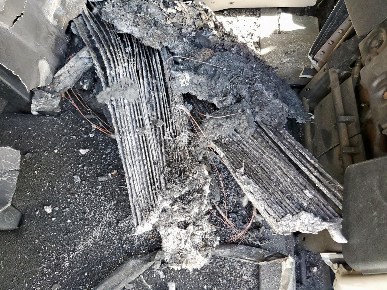 CHRYSLER TOWN & COUNTRY LIMITED