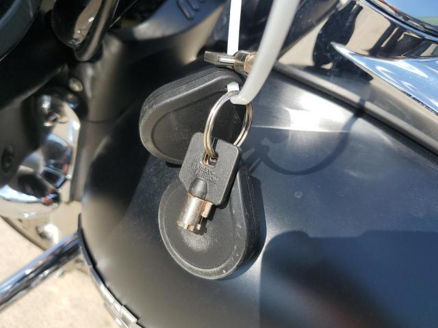 2017 HARLEY-DAVIDSON FLHXS STRE 1HD1KRC1XHB647091