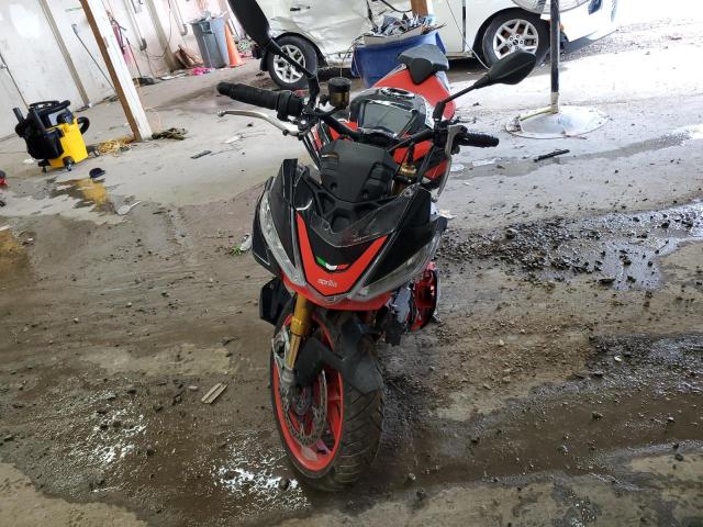 2021 APRILIA TUONO V4 F ZD4KZUB05MS000092