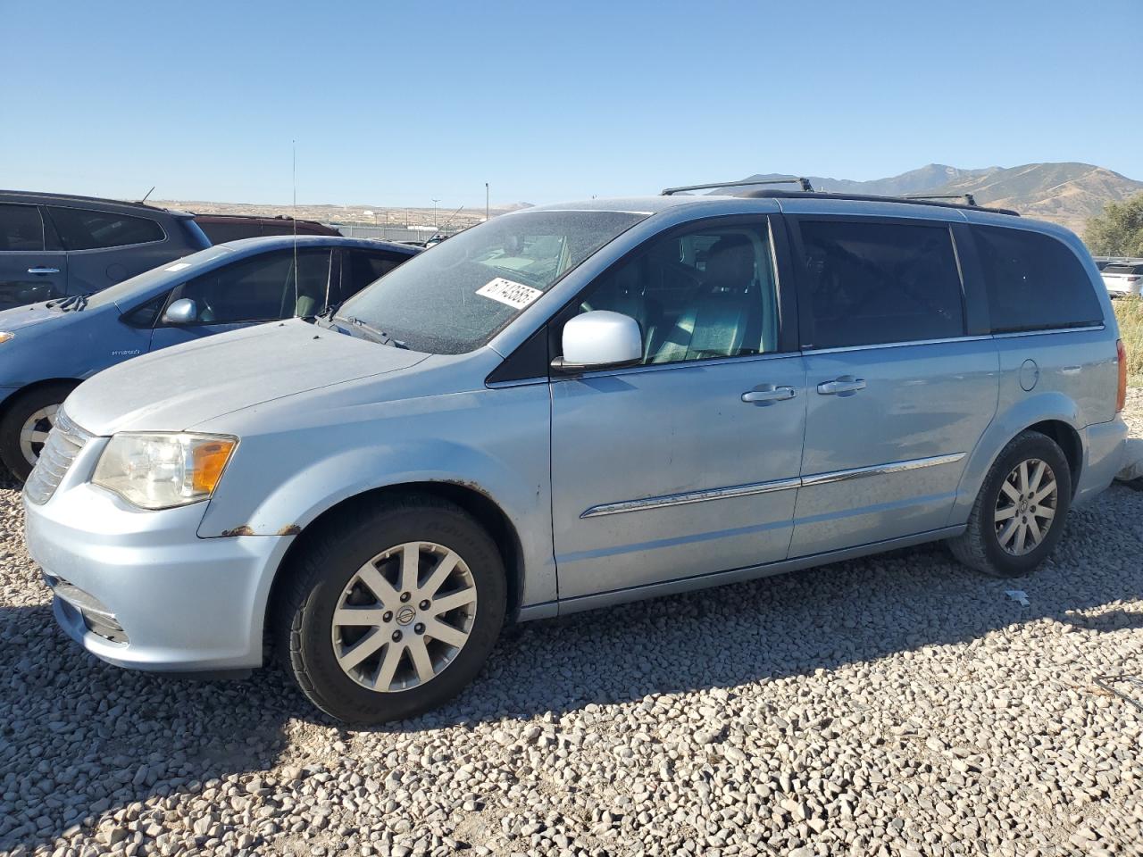 CHRYSLER TOWN & COUNTRY TOURING