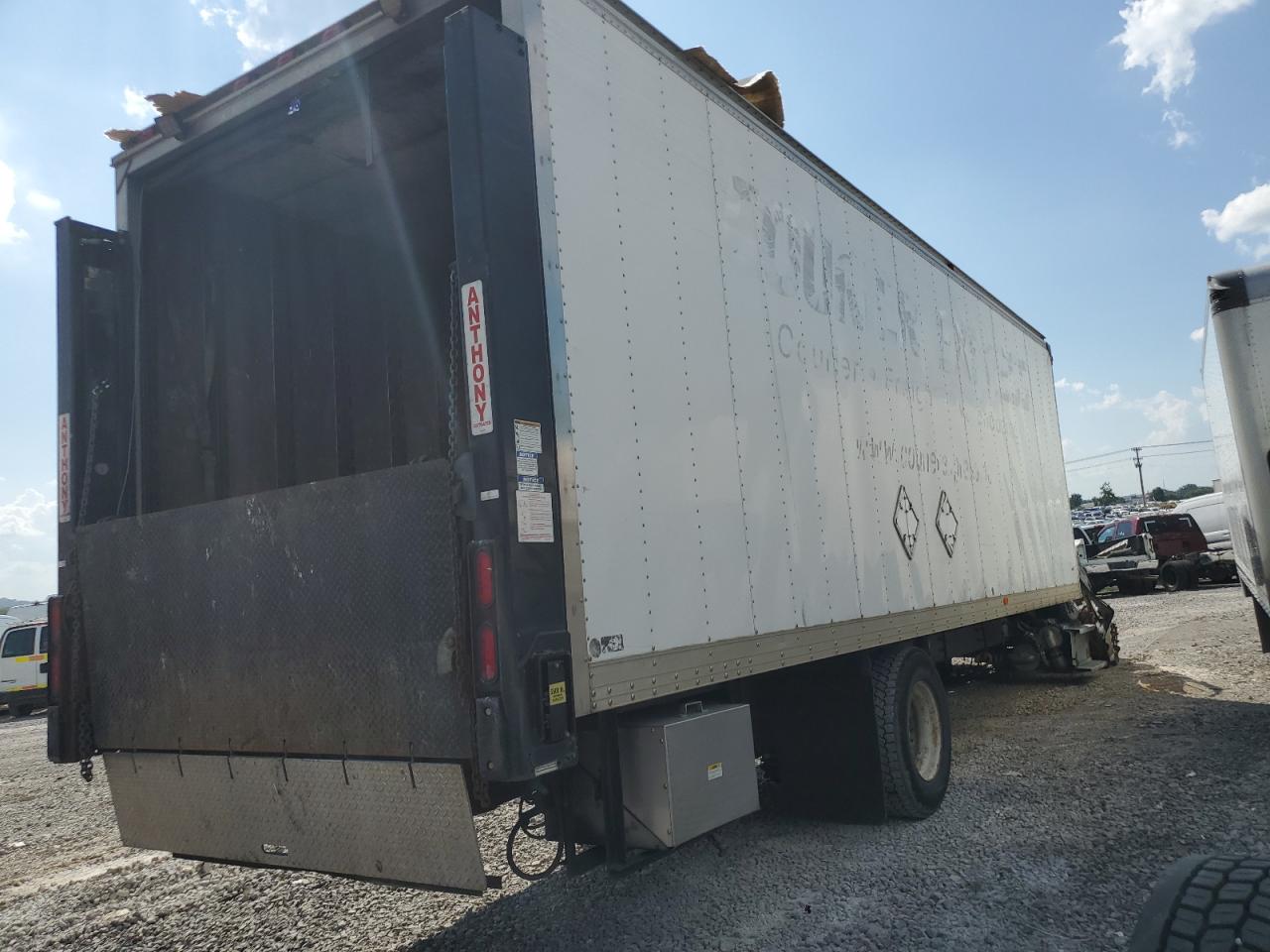 Lot #3265196986 2015 FREIGHTLINER M2 106 MED