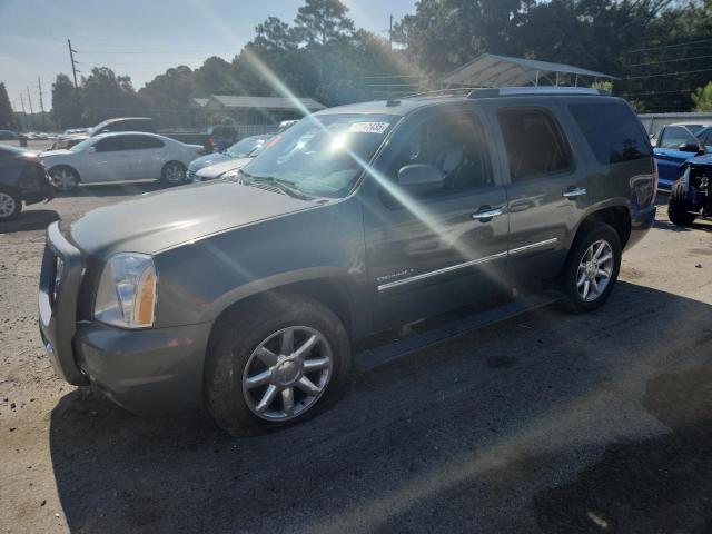 GMC YUKON DENA