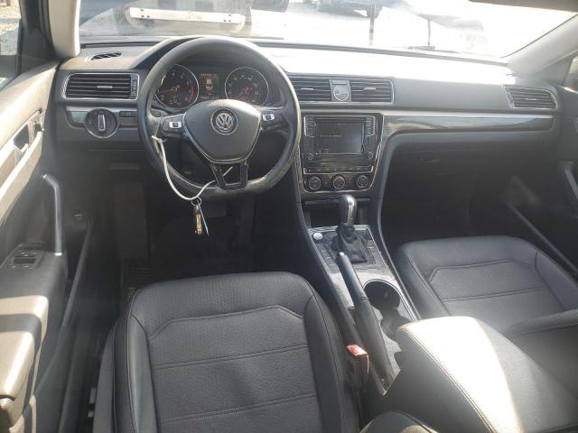 2017 VOLKSWAGEN PASSAT SE - 1VWGT7A32HC073840