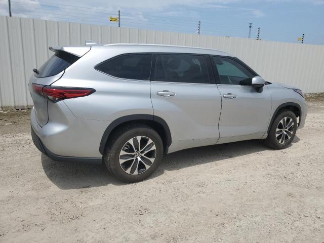 2022 TOYOTA HIGHLANDER 5TDGZRAH5NS101472